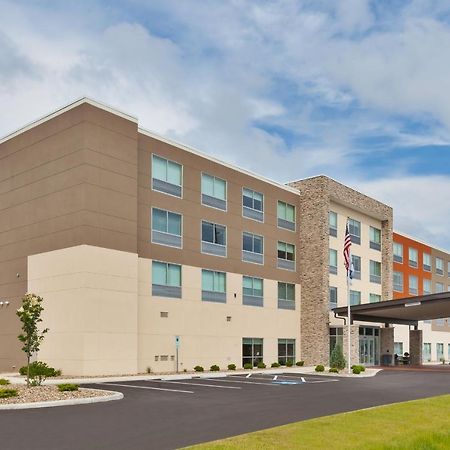 Holiday Inn Express & Suites - Milan - Sandusky Area By Ihg Εξωτερικό φωτογραφία