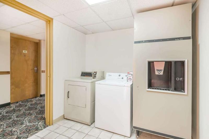 Holiday Inn Express & Suites - Milan - Sandusky Area By Ihg Εξωτερικό φωτογραφία