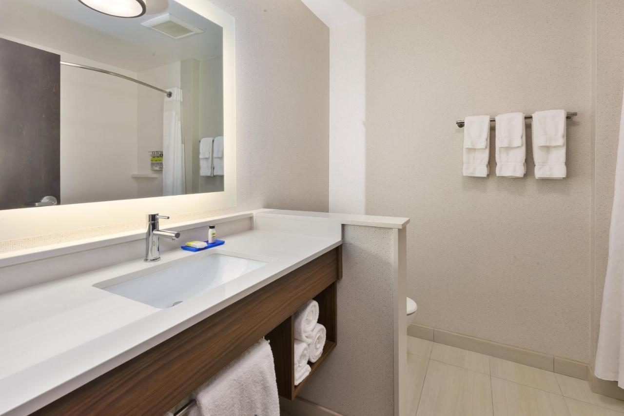 Holiday Inn Express & Suites - Milan - Sandusky Area By Ihg Εξωτερικό φωτογραφία