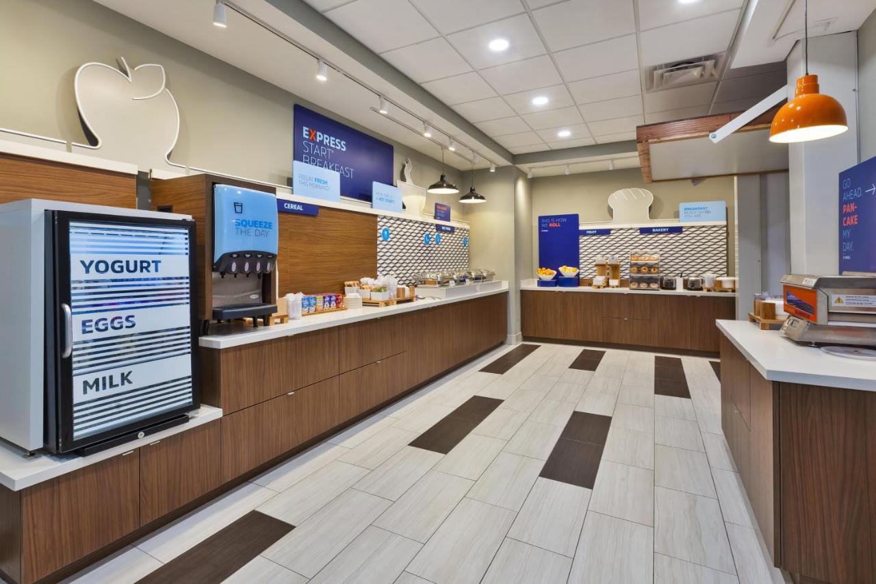 Holiday Inn Express & Suites - Milan - Sandusky Area By Ihg Εξωτερικό φωτογραφία